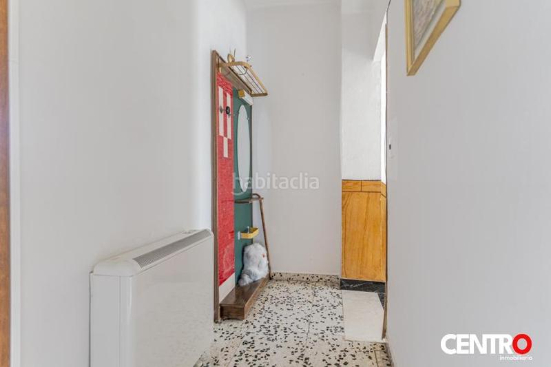 Foto 13c87526-9eb4-40b2-bc6c-97fc7ff936d5. Casa  de esquina en la zubia en La Zubia Ciudad Zubia (La)