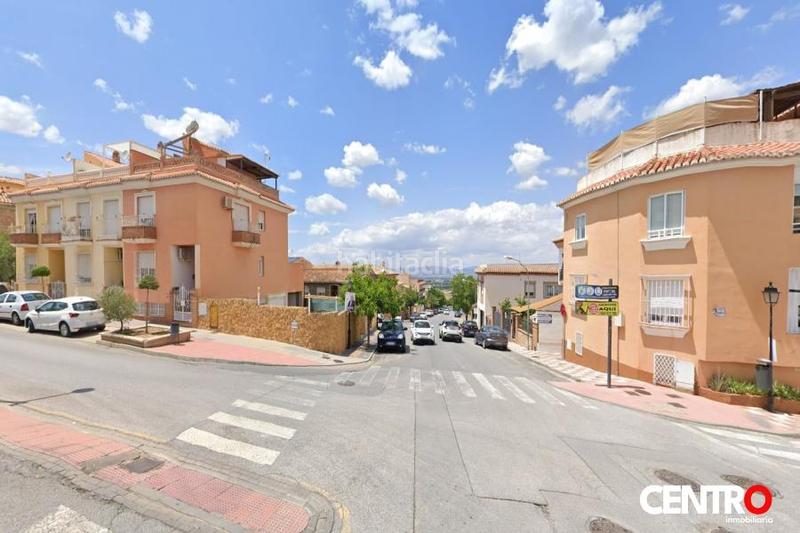 Foto 815dd1f9-7aef-43f6-bba5-4cfe4f8c6f26. Casa  de esquina en la zubia en La Zubia Ciudad Zubia (La)