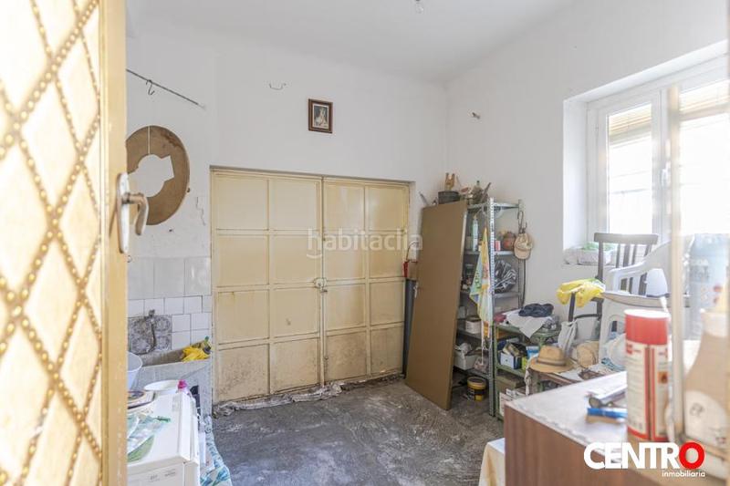 Foto aa9be639-b3c5-47dd-ae5c-076c9507d3a1. Casa  de esquina en la zubia en La Zubia Ciudad Zubia (La)