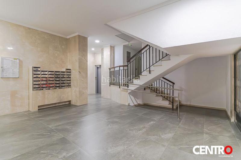 Foto 886468cb-4e61-4af5-b420-62f3e5dbbd38. Piso  en venta en las perlas de en Plaza de Toros Granada