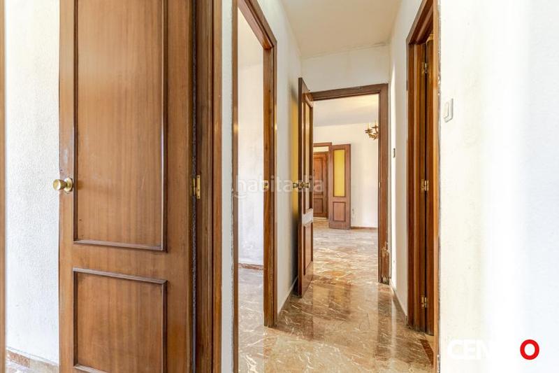 Foto eefa8c69-e509-45ec-8816-a41dc4f8166a. Piso  en venta en las perlas de en Plaza de Toros Granada