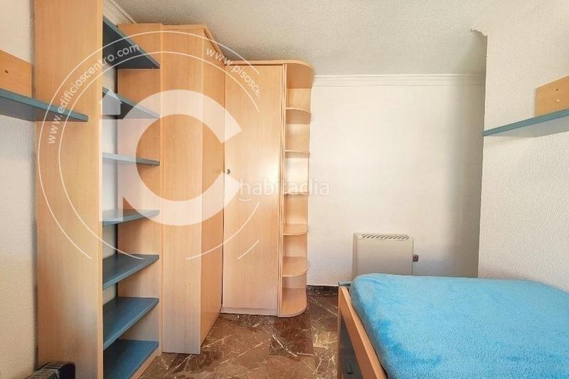 Foto f67c7b9b-12ca-494d-abc8-6b62bb818056. Affitto attico con parcheggio in Joaquina Eguaras Granada