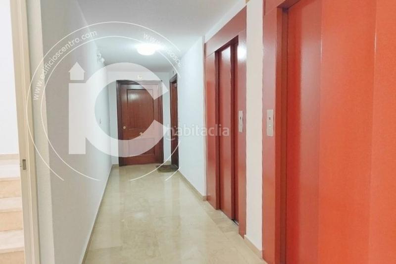 Foto 9f2a4d5a-158d-4da4-86ca-9a75301cea41. Miete dachwohnung mit parking in Joaquina Eguaras Granada