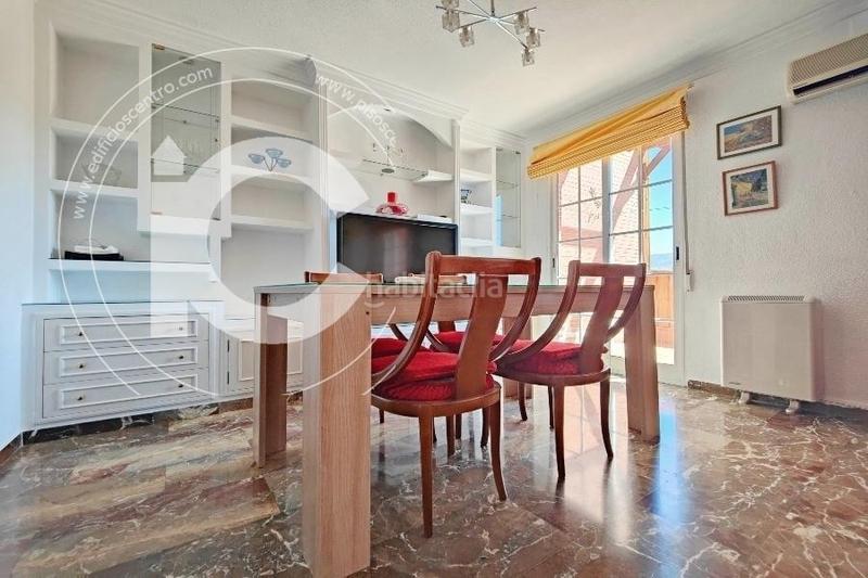 Foto 652266f3-bd20-46fd-87c5-92850b8f4ba3. Rent penthouse with parking in Joaquina Eguaras Granada