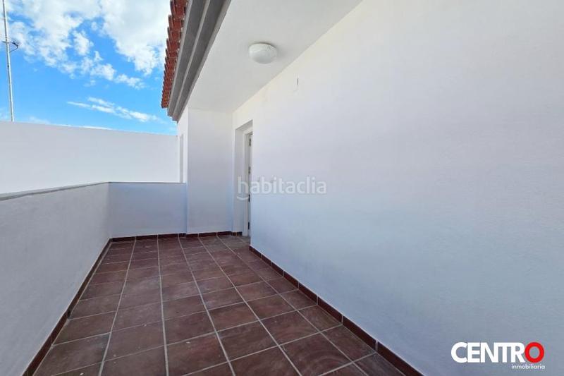 Foto cbaf0772-ae54-4eb8-b020-b897ff4cee49. Ático  con terraza en Ogíjares