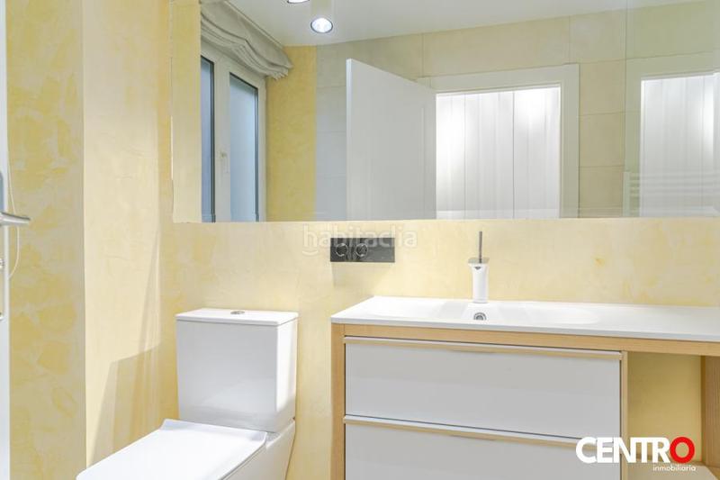 Foto 83674125-20da-43a1-89f5-cd5638e71dfd. Etagenwohnung in Plaza de Toros Granada