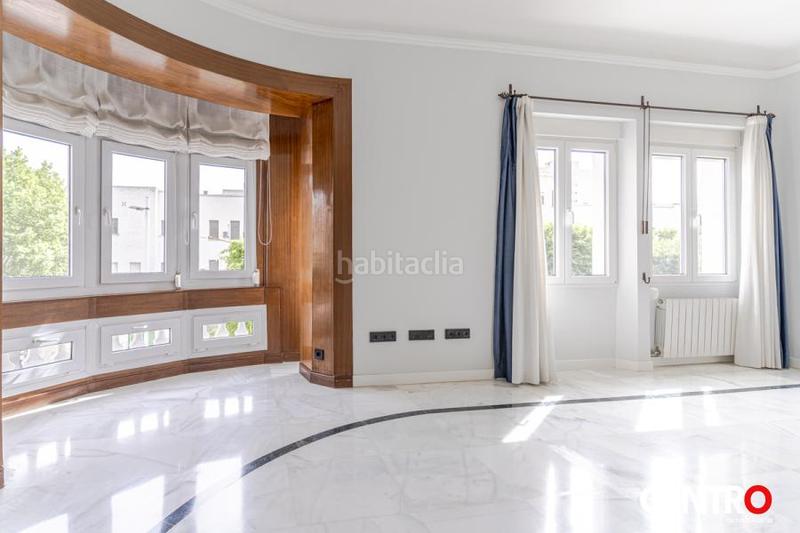 Foto a6552738-6a9a-47a3-8653-e29152750f87. Etagenwohnung in Plaza de Toros Granada