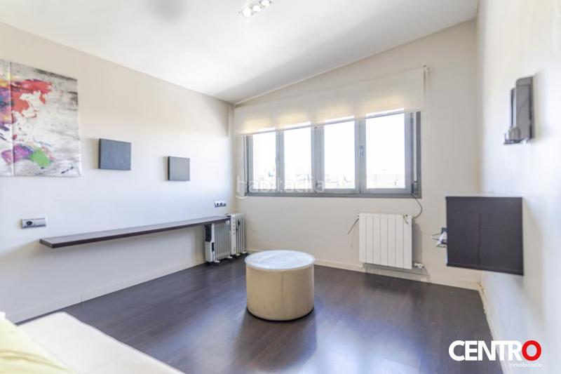 Foto 6af25f5d-07da-4e7a-abe1-3dcdcaf4ef01. Chalet mit parking pool in Barrio de la Vega Monachil