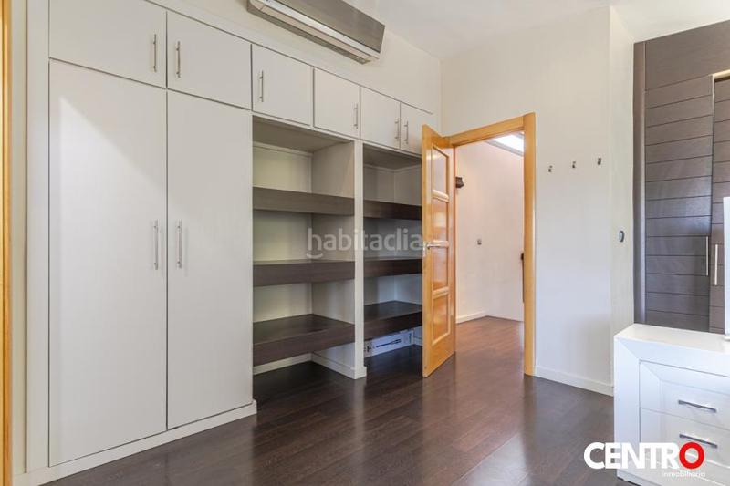 Foto ae275588-0e9a-446c-9595-64eb7609c718. Chalet mit parking pool in Barrio de la Vega Monachil