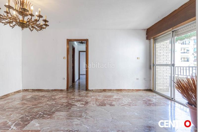 Foto 829a66a8-33f4-44fc-928a-9fba48cf796d. Piso  en venta en las perlas de en Plaza de Toros Granada
