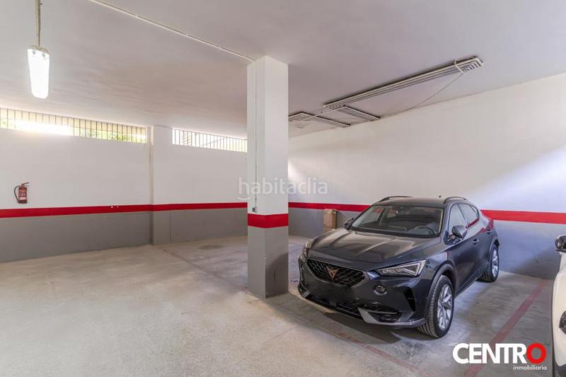 Foto f7fcb963-2aef-4124-8e62-8cdecd52e0f8. Piso  en venta en las perlas de en Plaza de Toros Granada