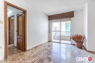 Piso  Carretera mlaga. Piso en venta en las perlas de  granada