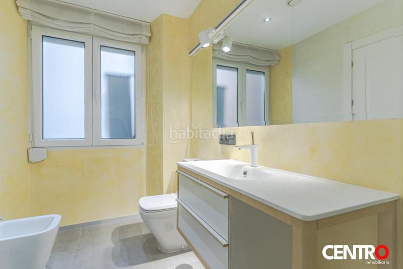 Foto ad0b4248-4b09-431a-94c5-281adbc98f1b. Piso  en doctor oloriz en Plaza de Toros Granada