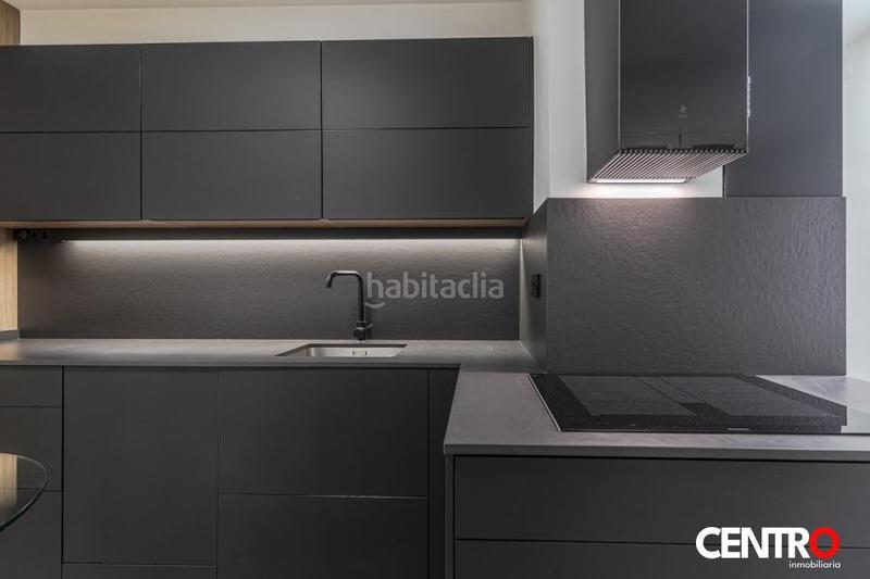 Foto e9802cc3-73f2-4796-be9a-1da8abab4e0d. Piso  en doctor oloriz en Plaza de Toros Granada