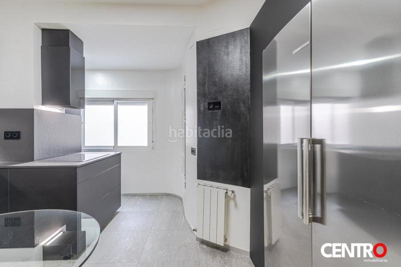 Foto f8ecb2fe-c0d9-46ff-879f-0d1aadbdc94b. Piso  en doctor oloriz en Plaza de Toros Granada