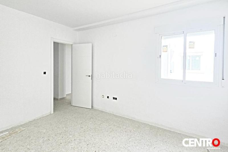 Foto ca05c728-7d39-4b34-86fd-b821750fa8ea. Piso  en Ogíjares