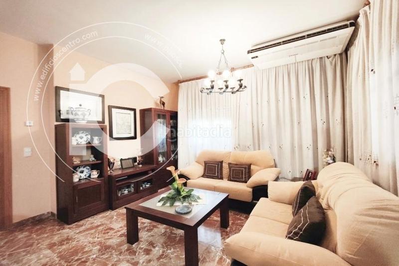 Foto 73fedffd-bd32-45ac-83a3-eb55832fd4a1. Chalet  de lujo en granada en Belicena Vegas del Genil