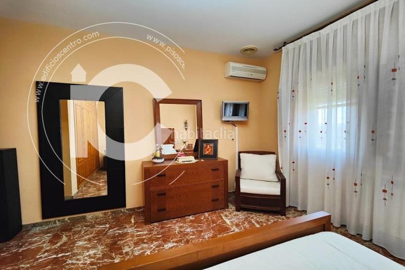 Foto f555c118-5a91-4f22-8b4c-8424dce60ec0. Chalet  de lujo en granada en Belicena Vegas del Genil