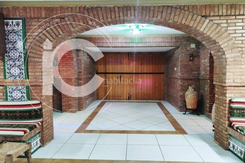 Foto fc357359-afab-454e-bfc8-6b1400c926a2. Chalet  de lujo en granada en Belicena Vegas del Genil