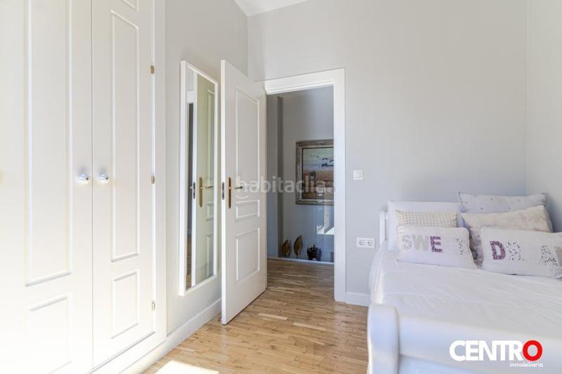 Foto cbe569de-4eb9-4114-9851-8b3146f53016. Piso  de lujo junto al ayuntamiento en Centro - Sagrario Granada