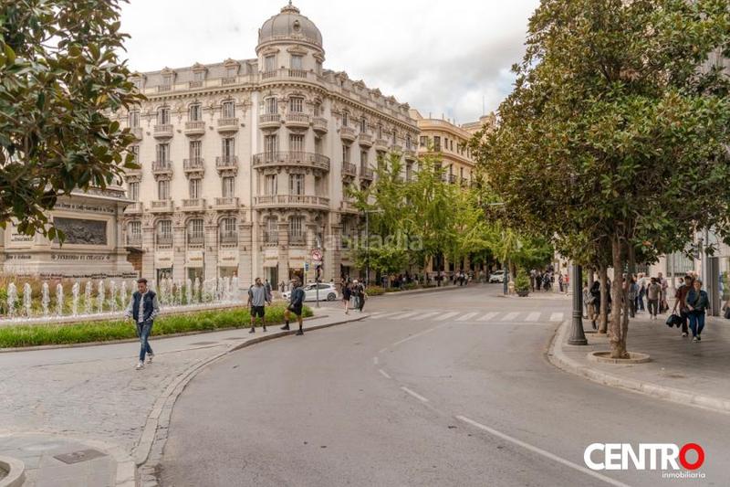 Foto 77d04276-b8ba-4a55-bf75-3a1ed0d12b73. Piso  junto a la plaza isabel la católica en San Matías - Realejo Granada