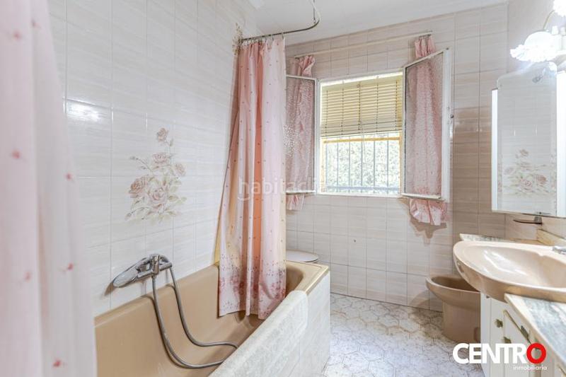 Foto fb55f10d-d84e-40cd-ba84-4ce7dcac9c04. Chalet  en otura en Villa de Otura