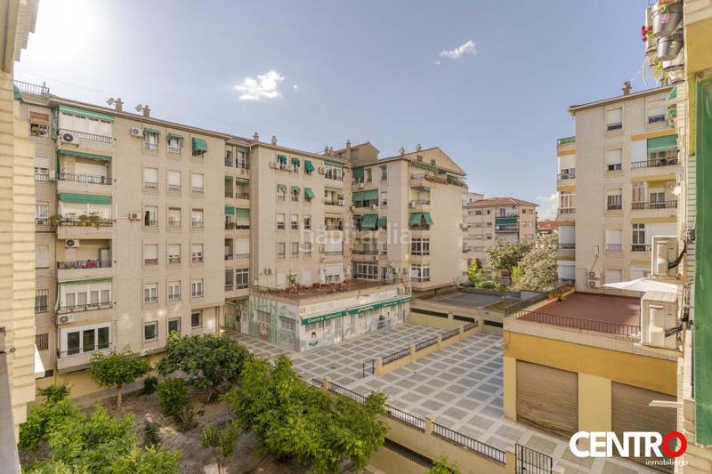 Foto 4dde0357-62f0-4e93-bd70-31fb7b61f570. Piso  en venta en las perlas de en Plaza de Toros Granada