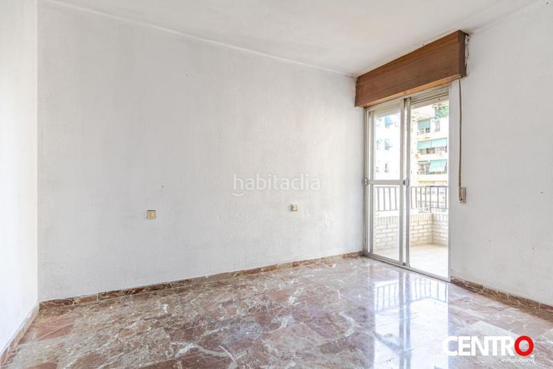Foto 55781a45-4b53-47d3-b070-d2ccd4ec178f. Piso  en venta en las perlas de en Plaza de Toros Granada