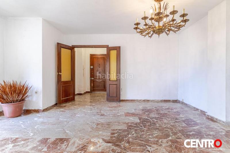 Foto b75496fb-e2f1-4072-8e3f-8ac19e64fe05. Piso  en venta en las perlas de en Plaza de Toros Granada