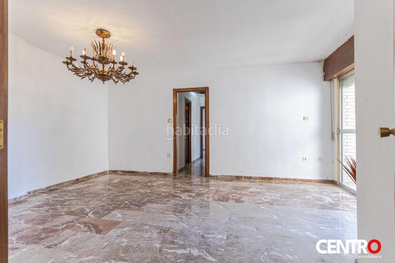 Foto fa1fa02e-29f6-4bf2-b4db-aac12f901141. Piso  en venta en las perlas de en Plaza de Toros Granada