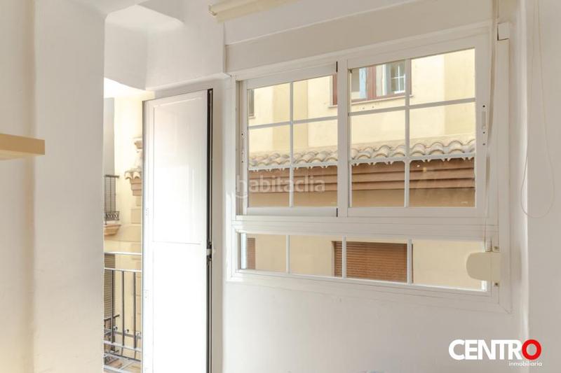 Foto 5fe3cb9c-f1f5-4acc-aca0-7e6ddc465990. Piso  junto a puerta real en Centro - Sagrario Granada
