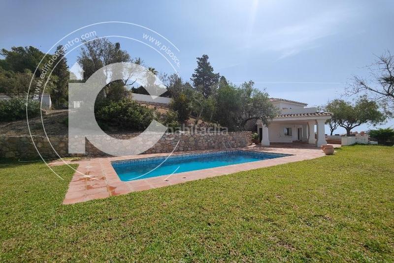 Foto d0ecb876-9dac-4aa0-beaa-db5f22374a63. Chalet  de lujo en punta de la mona , la herradura en Almuñécar