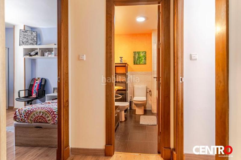Foto 4b6a6a14-0512-41aa-bd7a-7e7b32168171. Piso  en venta en Pajaritos reformado, en Pajaritos Granada