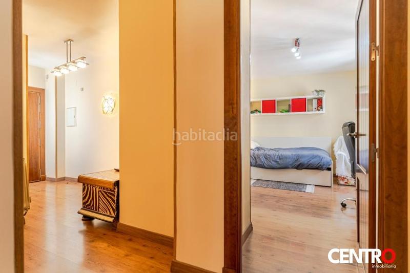 Foto ce5c402c-fe49-4822-a738-dd8249132e82. Piso  en venta en Pajaritos reformado, en Pajaritos Granada