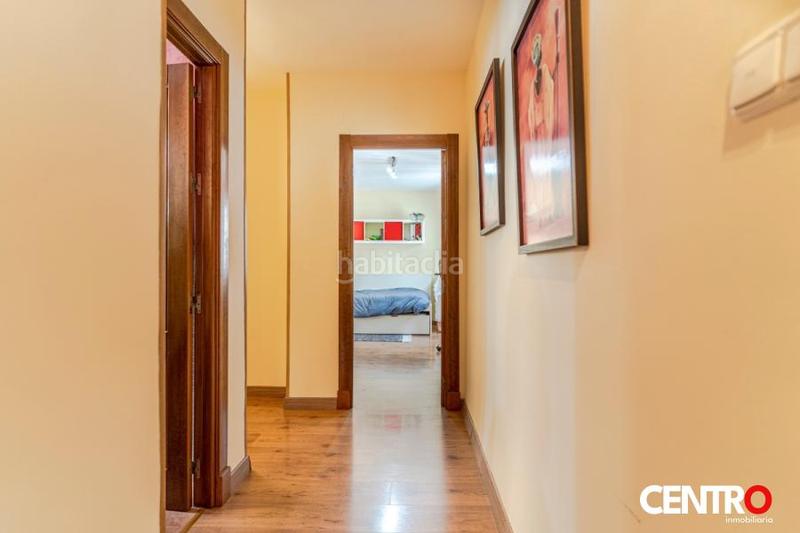Foto e10b7309-3562-478a-9ef0-06d845fb1c48. Piso  en venta en Pajaritos reformado, en Pajaritos Granada