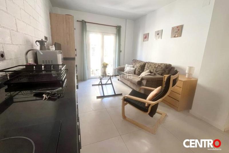 Foto a5ca675f-972d-4da7-a145-39c3eda42851. Alquiler piso alquiler de piso junto a gran vía . en Granada