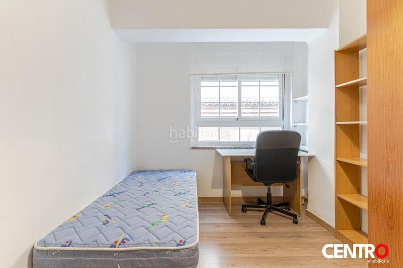 Foto b0f9b482-122e-4e44-99a2-daa8afa3ed9a. Etagenwohnung in Centro - Sagrario Granada