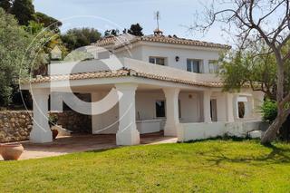 Xalet  Marina del este. Chalet de lujo en punta de la mona , la herradura