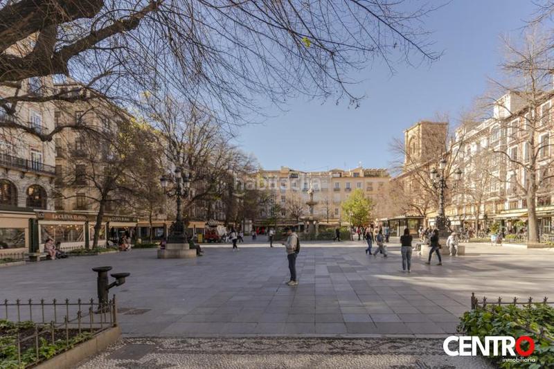 Foto 3ddc2b70-457a-4e83-b0d4-8f9ad288a9c4. Piso  en bibarrambla centro en Centro - Sagrario Granada