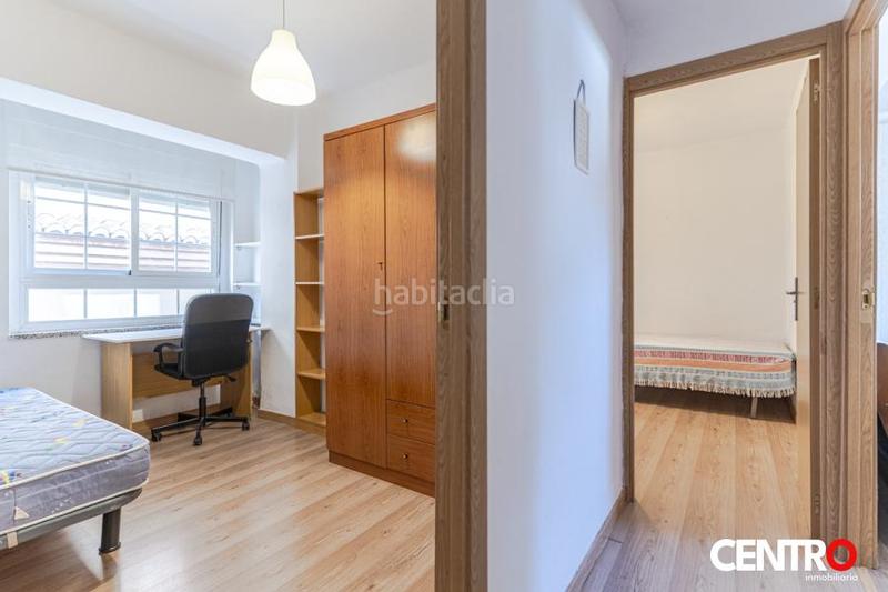 Foto 6b068e4e-e46b-4021-8285-fe7f6ea03b3f. Etagenwohnung in Centro - Sagrario Granada