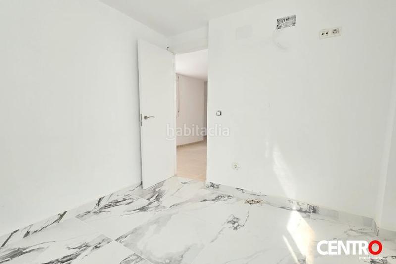 Foto b708f1db-fa13-480d-ab17-d8f63d1bc1f7. Pis amb aparcament a Ogíjares