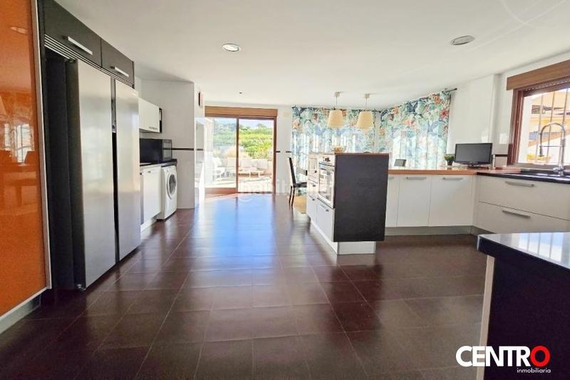 Foto 2805bee2-e3cb-4dcb-92d9-4866e7013050. Chalet con parcheggio piscina in Motril ciudad Motril