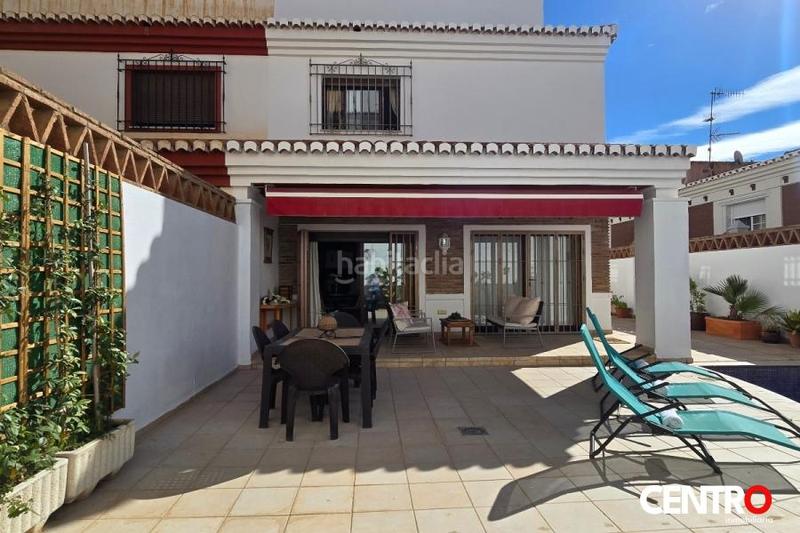 Foto 411f2bad-2dfa-4dc8-aab3-5432fb3a89a1. Chalet con parcheggio piscina in Motril ciudad Motril