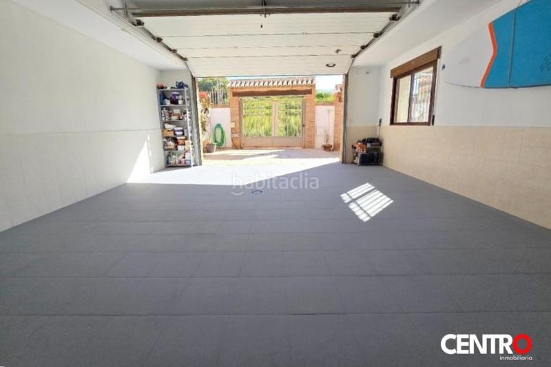 Foto 85a24998-4975-4dea-add2-1dce23e2f9ba. Chalet con parcheggio piscina in Motril ciudad Motril