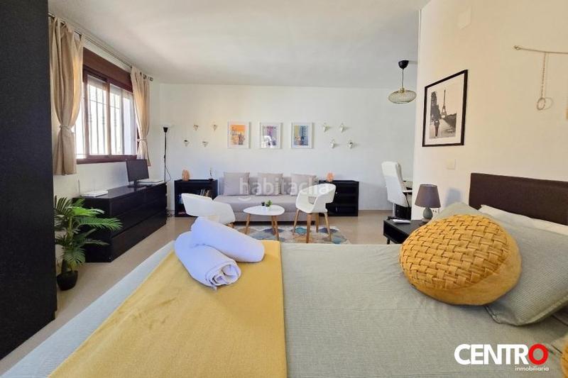 Foto bac24e0c-53b6-453d-80bd-04f0adb3d1b8. Chalet con parcheggio piscina in Motril ciudad Motril