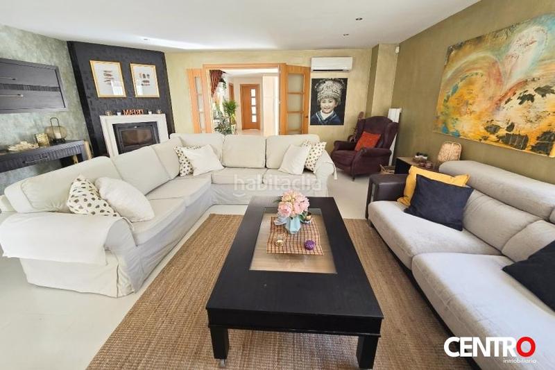 Foto de636730-4de0-4c1d-bfdc-7a73d0f0404d. Chalet con parcheggio piscina in Motril ciudad Motril