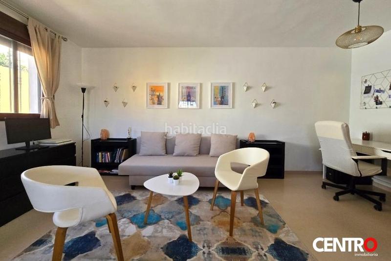 Foto e46ce787-9789-492c-ab37-2822d55557af. Chalet con parcheggio piscina in Motril ciudad Motril