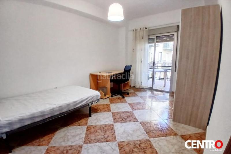 Foto dcdaf19b-14cf-400b-9f57-dbbbc9b4e8c2. Rent flat in Fígares Granada