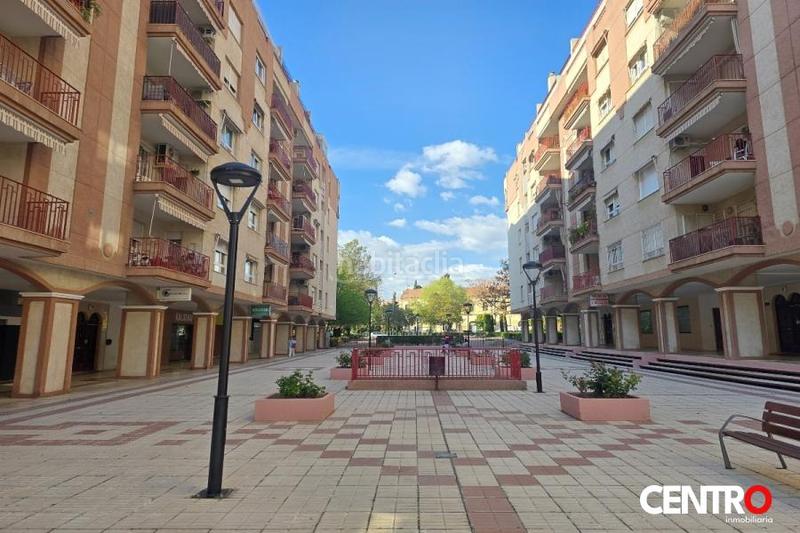 Foto 83e36409-0be6-4da4-998b-6191dd3934e6. Local commercial dans Centro - Sagrario Granada