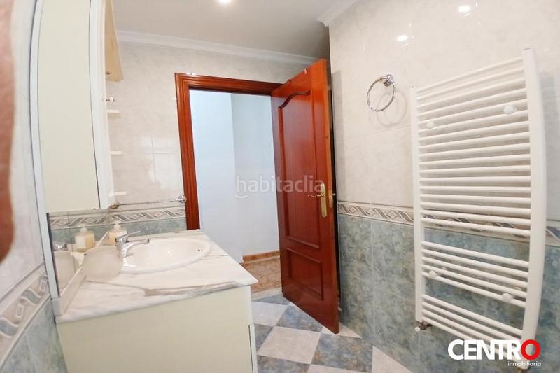 Foto e2cfdbfd-22c2-46dc-9ab3-f6c2ffb48e55. Lloguer pis a Fígares Granada